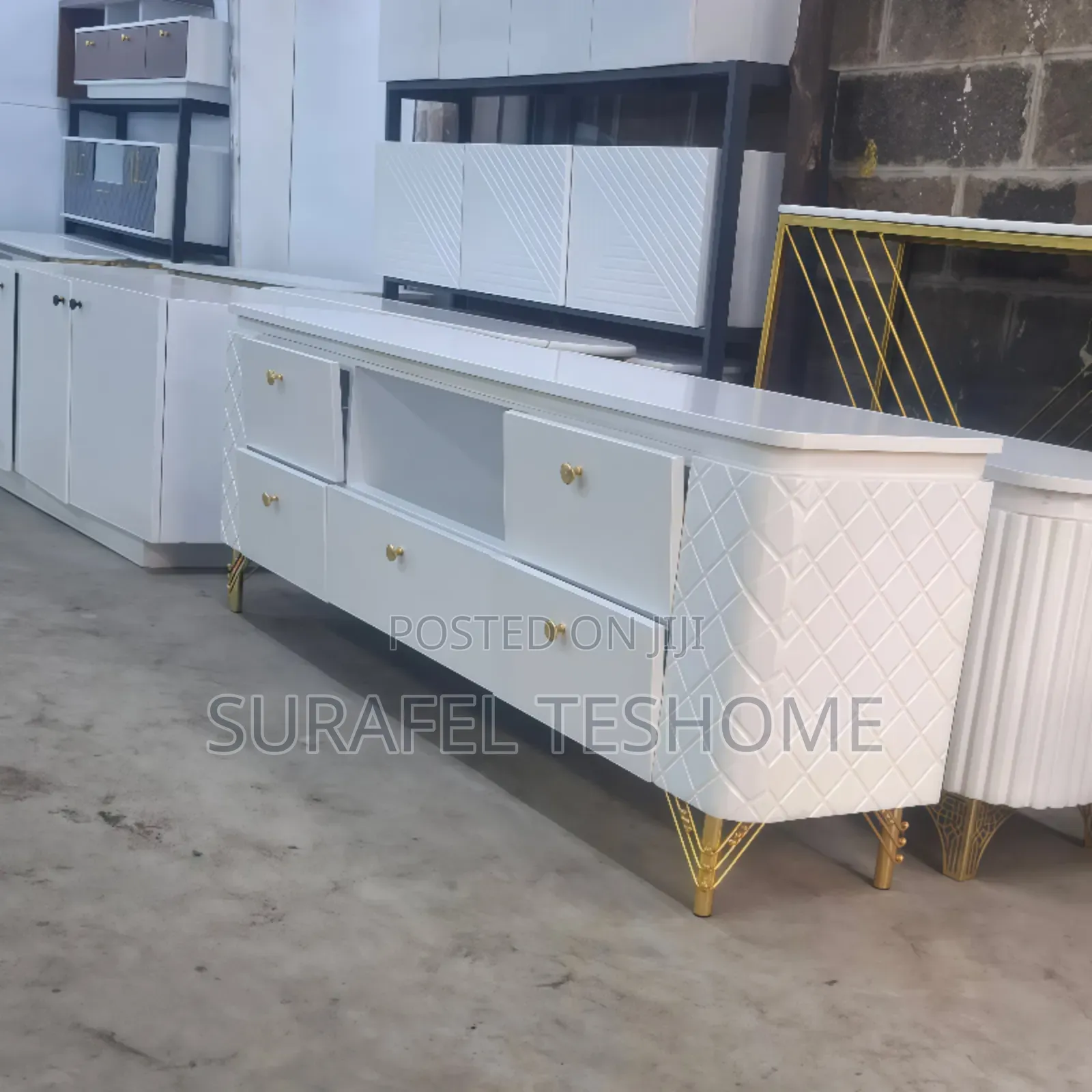 ውብ ቲቪ ስታንዶች | Tv Stand | Epoxy-Made | የቲቪ ማስቀመጫ | ቲቪ ስታንድ