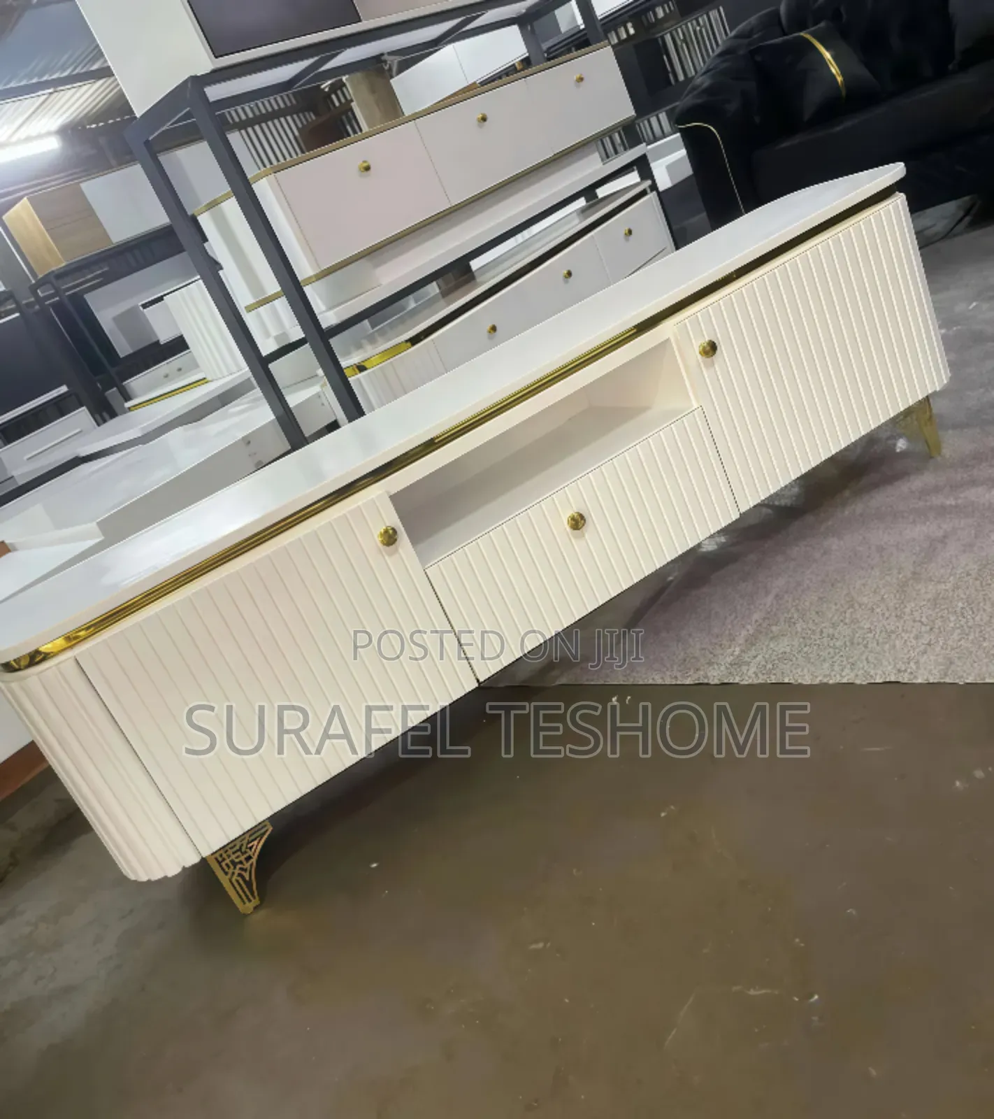 Luxury Tv Stand | ውብ ቲቪ ስታንዶች | Epoxy-Made | የቲቪ ማስቀመጫ | ቲቪ ስታንድ