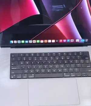 New Laptop Apple MacBook Pro 16GB Apple M1 SSD 1T