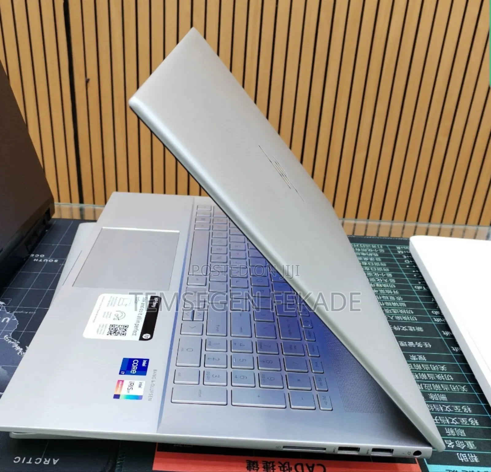 New Laptop HP Envy 17 16GB Intel Core i7 SSD 512GB