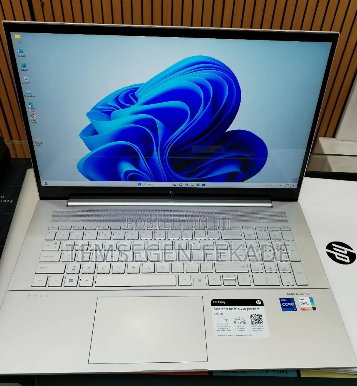 New Laptop HP Envy 17 16GB Intel Core i7 SSD 512GB