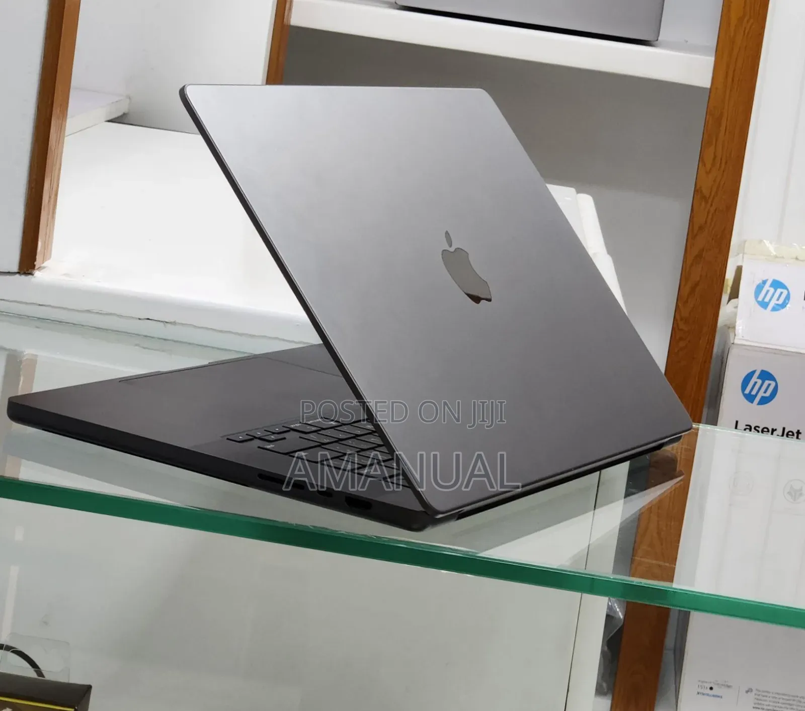 New Apple MacBook Pro 2023 M3 Pro 16-inch 36GB Apple M3 Pro SSD 1T