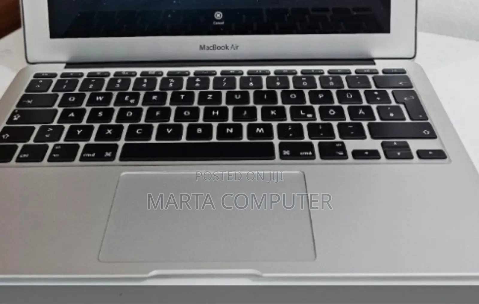 New Laptop Apple MacBook Pro 2014 4GB Intel Core i5 SSD 256GB
