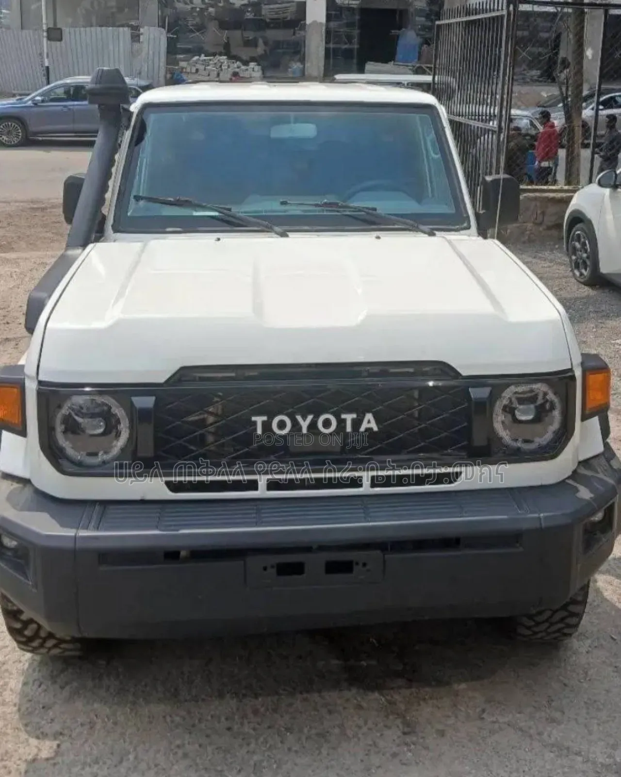 Toyota Land Cruiser 2018 Ivory