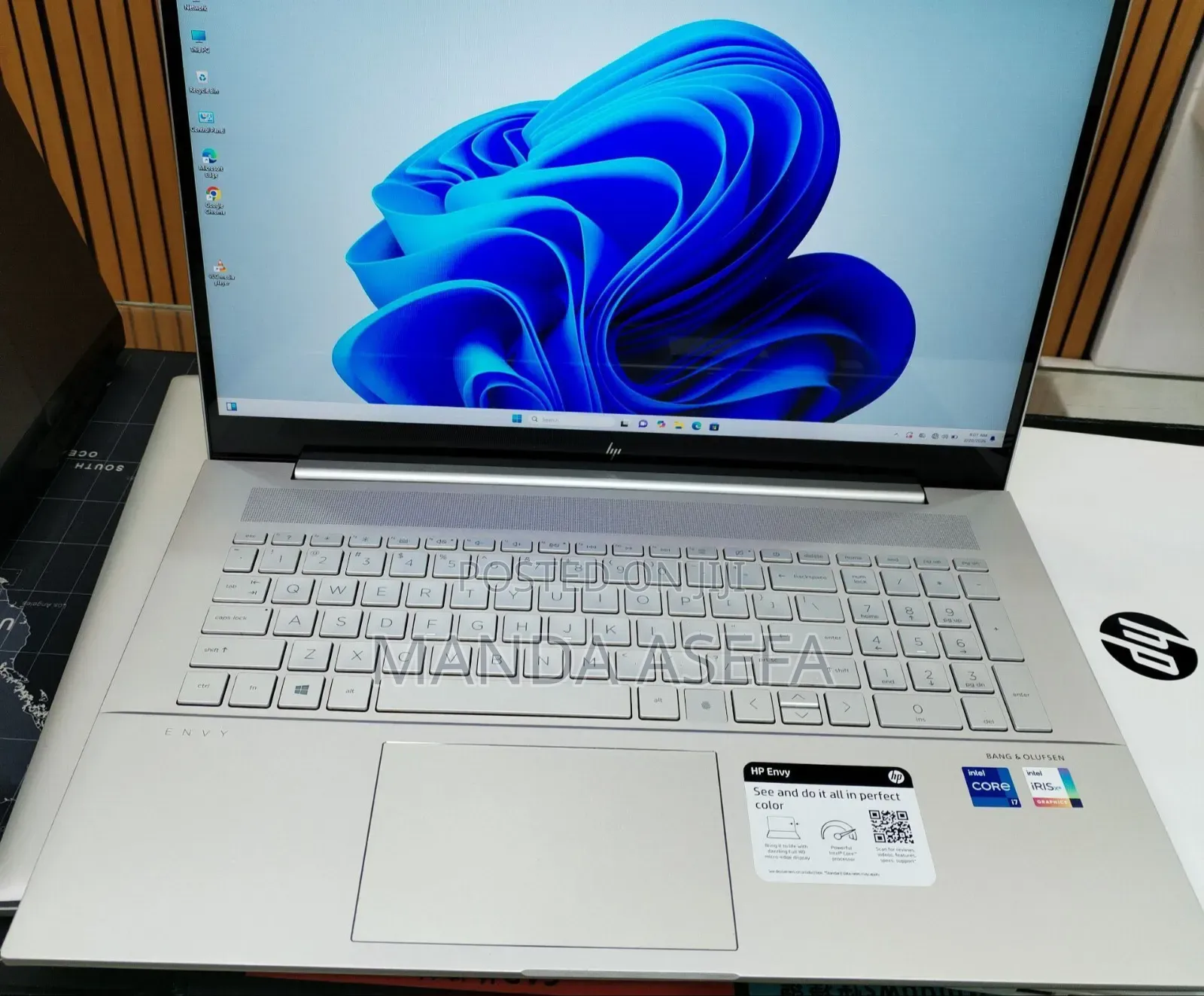 New Laptop HP Envy 17 16GB Intel Core i7 SSD 512GB