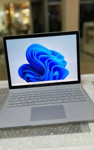 New Laptop Microsoft Surface Book 3 16GB Intel Core i7 SSD 256GB