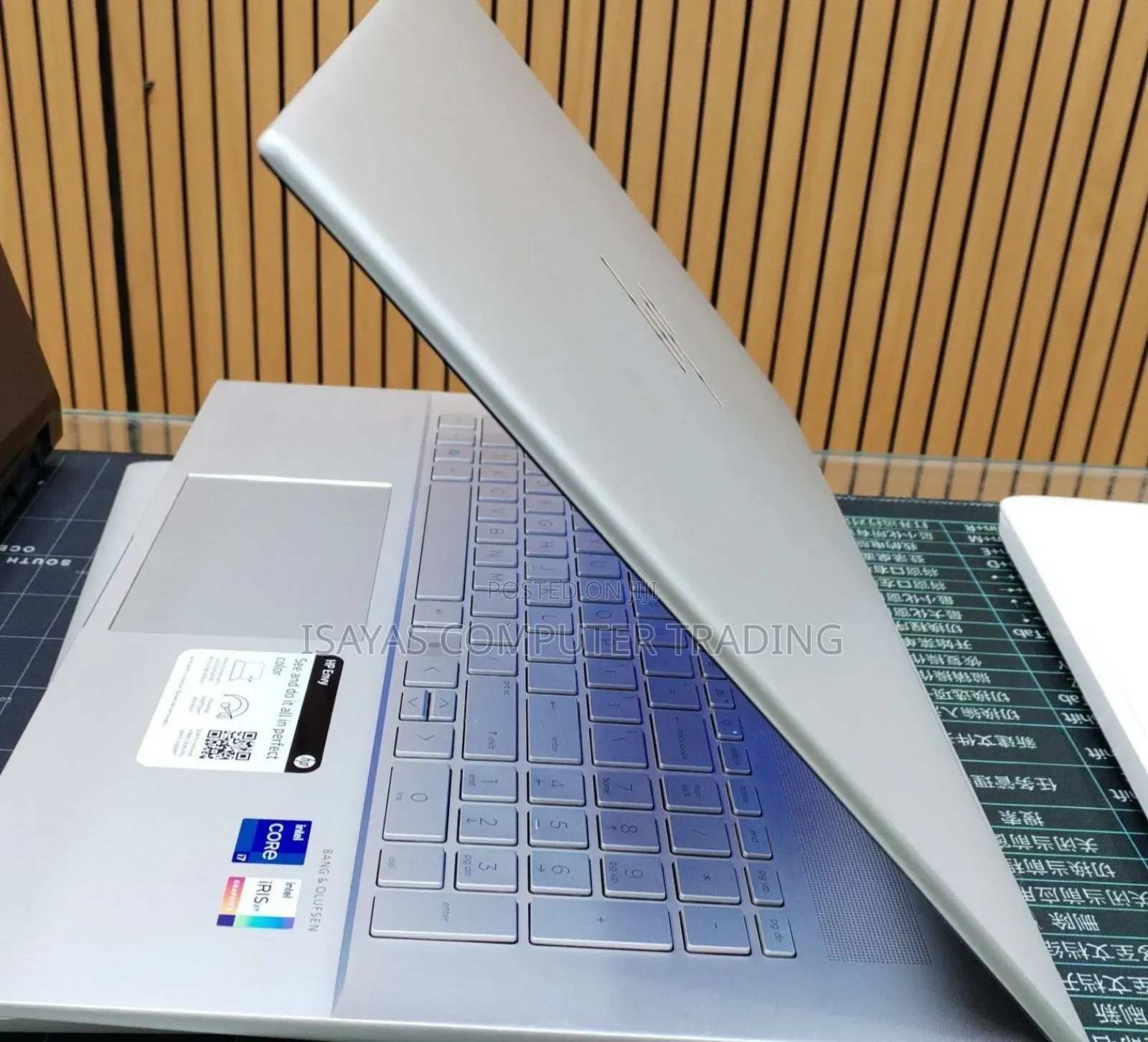 New Laptop HP Envy 17 16GB Intel Core i7 SSD 512GB
