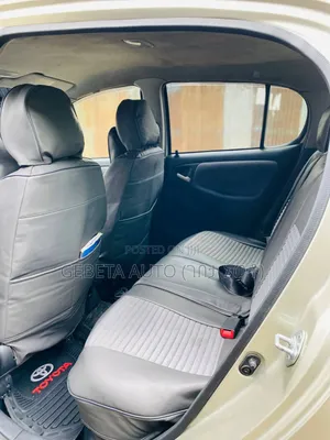 Toyota Vitz 2004