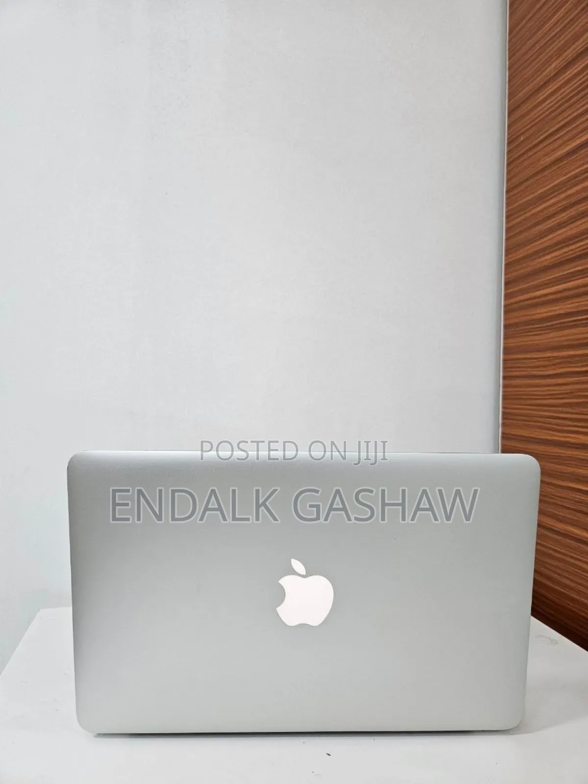 New Laptop Apple MacBook Air 2014 4GB Intel Core i5 SSD 256GB