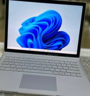 New Laptop Microsoft Surface 16GB Intel Core i7 SSD 256GB
