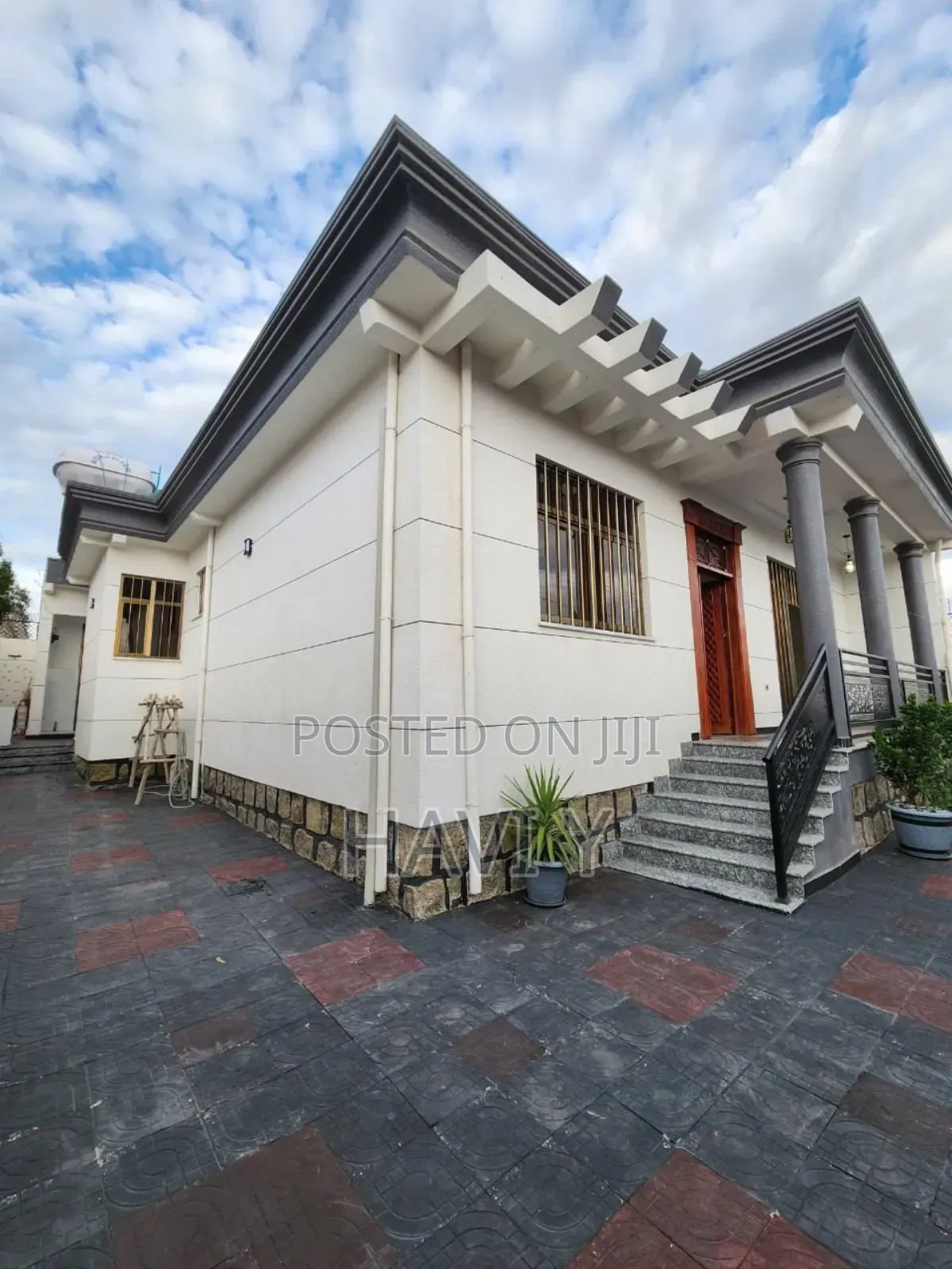 Furnished 3bdrm House in Akaky Kaliti for sale