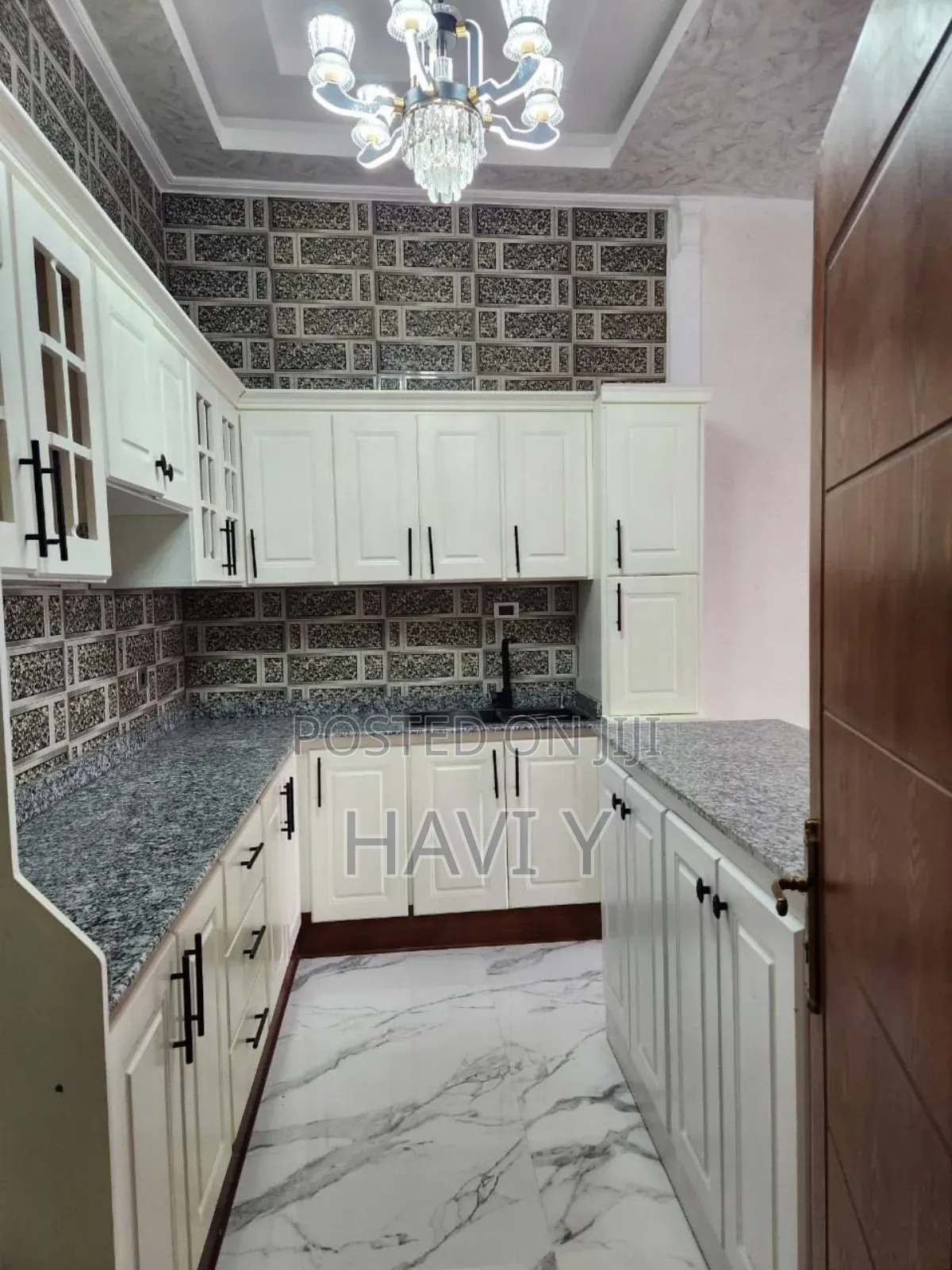 Furnished 3bdrm House in Akaky Kaliti for sale