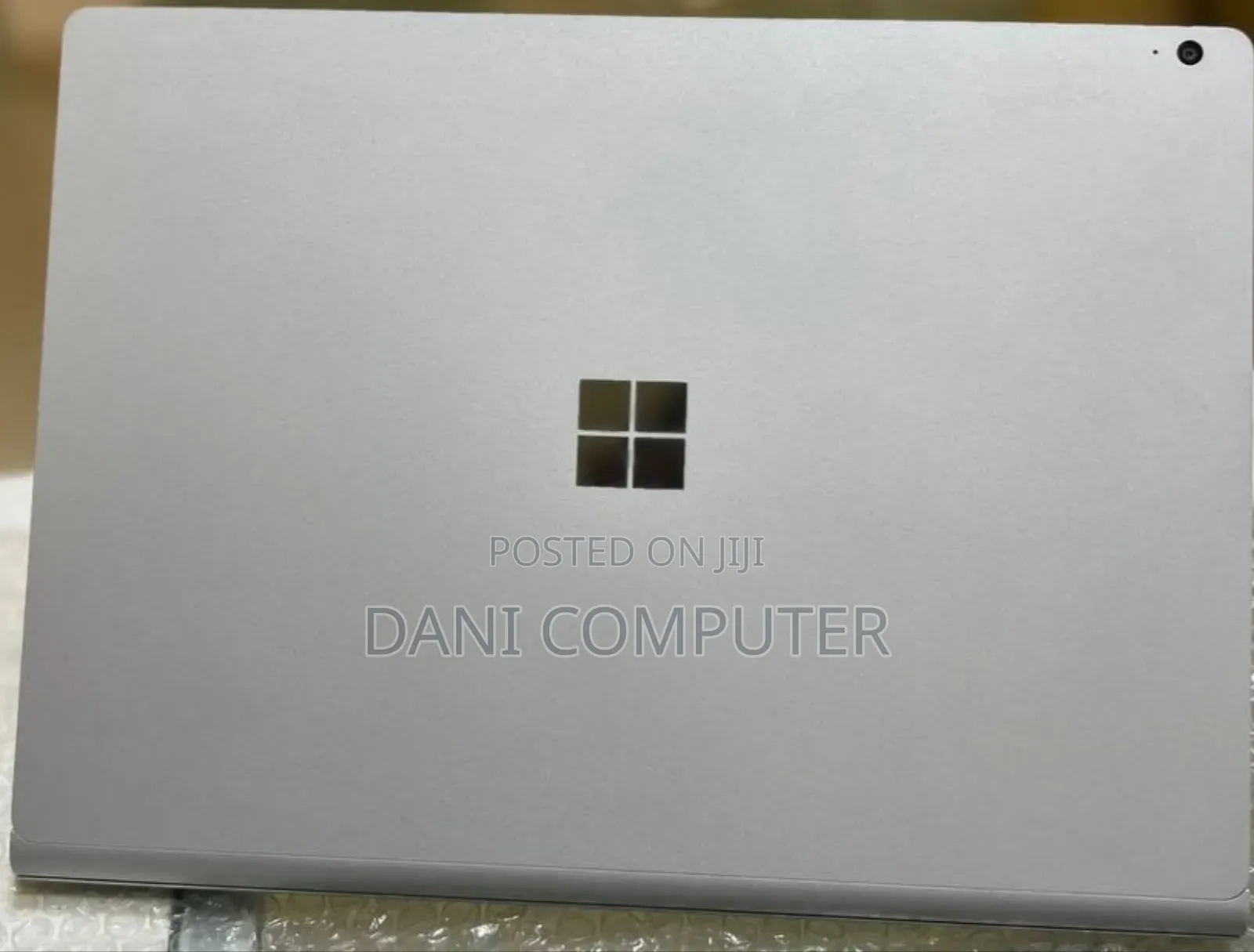 New Laptop Microsoft Surface 16GB Intel Core i7 SSD 256GB