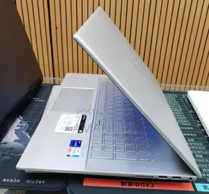 New Laptop HP Envy 17 16GB Intel Core i7 SSD 512GB