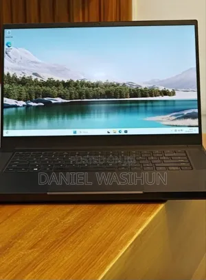 New Laptop Razer Blade 16GB Intel Core i7 SSD 512GB