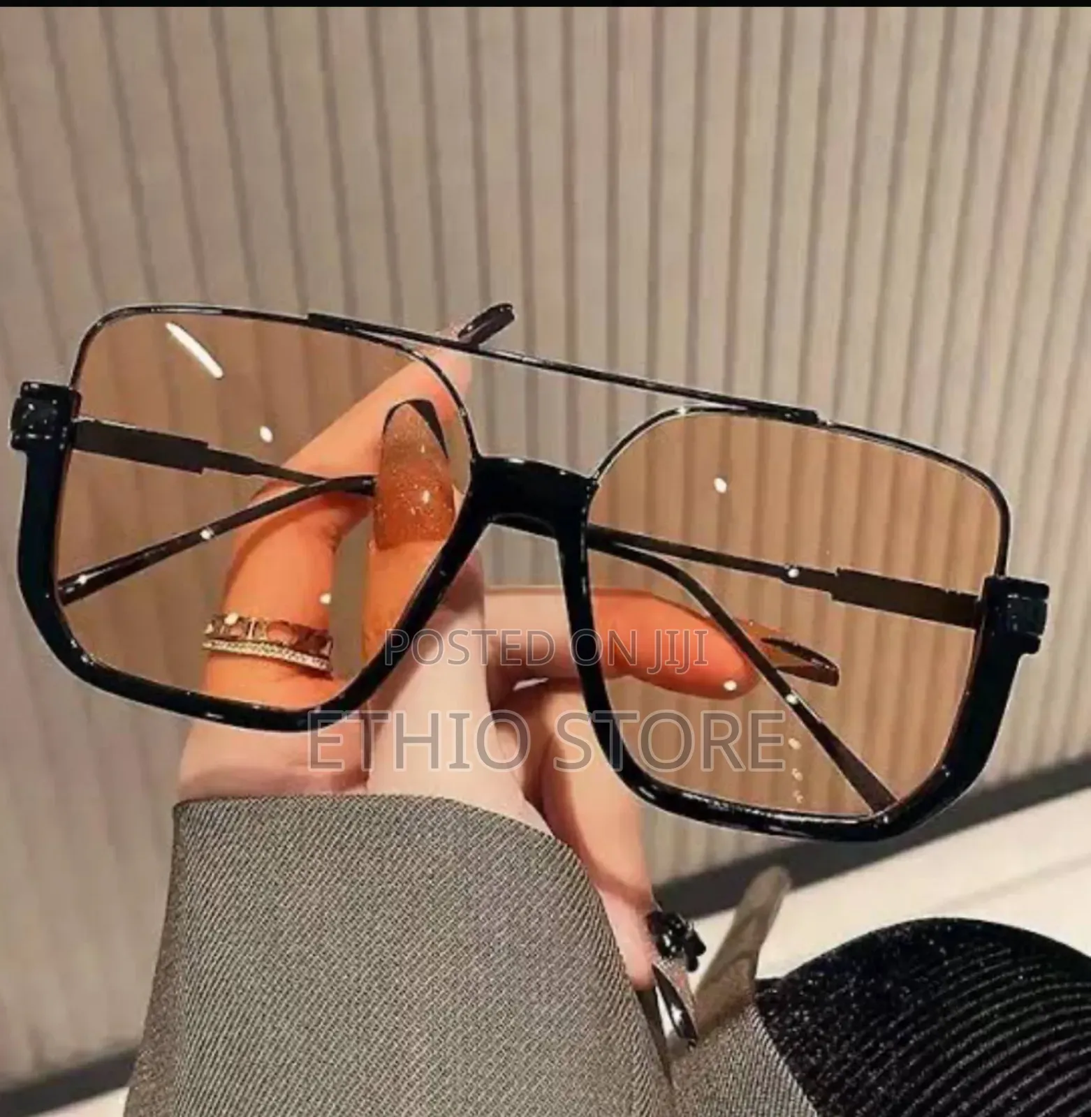 Gucci Sunglass