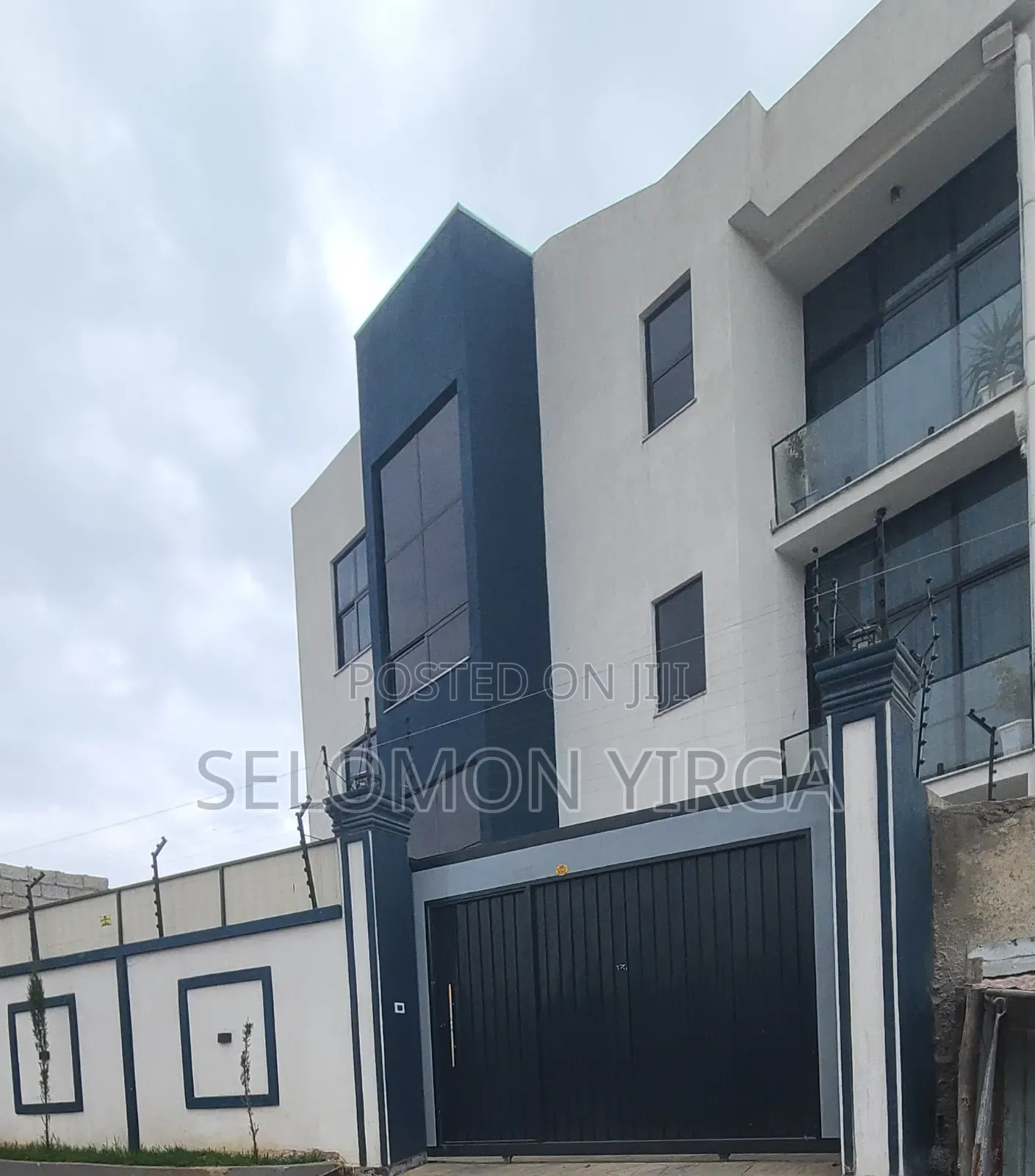 6bdrm House in Adis Ababa, Yeka for sale