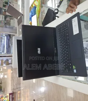 New Laptop Asus 8GB Intel Core i5 SSD 512GB