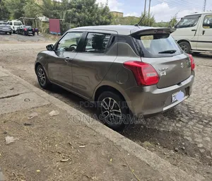 Suzuki Swift 2021 Black