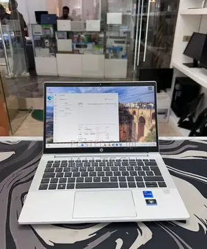 New Laptop HP ProBook 430 G8 16GB Intel Core i7 SSD 256GB
