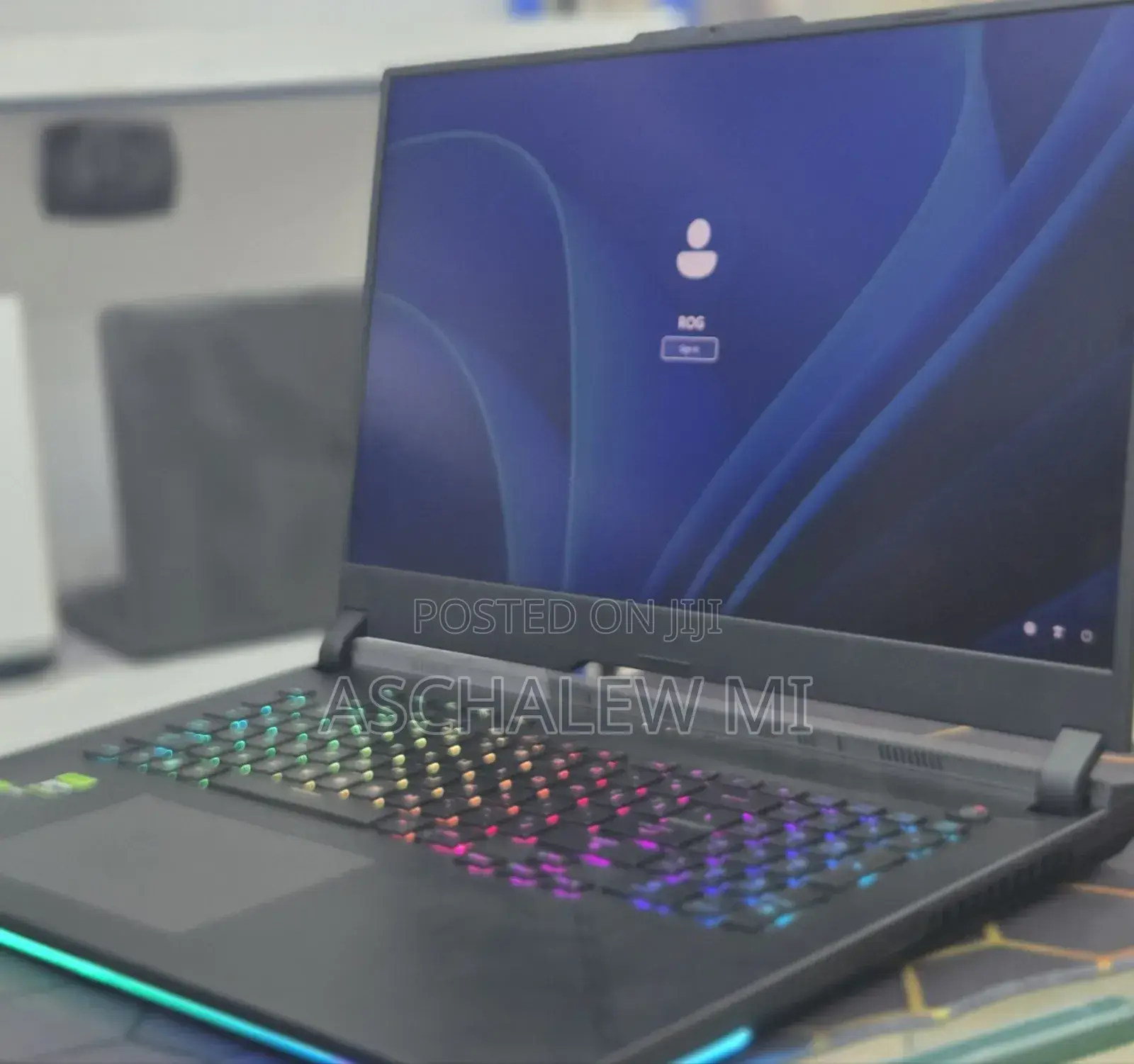 New Laptop Asus ROG Strix G17 16GB Intel Core i9 SSD 1T