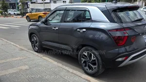 Hyundai Creta 2022 Maroon