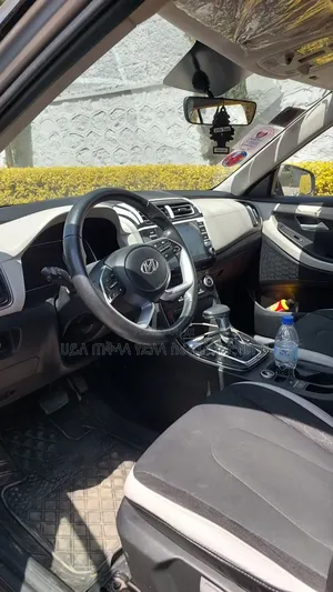 Hyundai Creta 2024 Silver