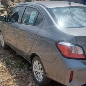 Mitsubishi Attrage 2021 Gray
