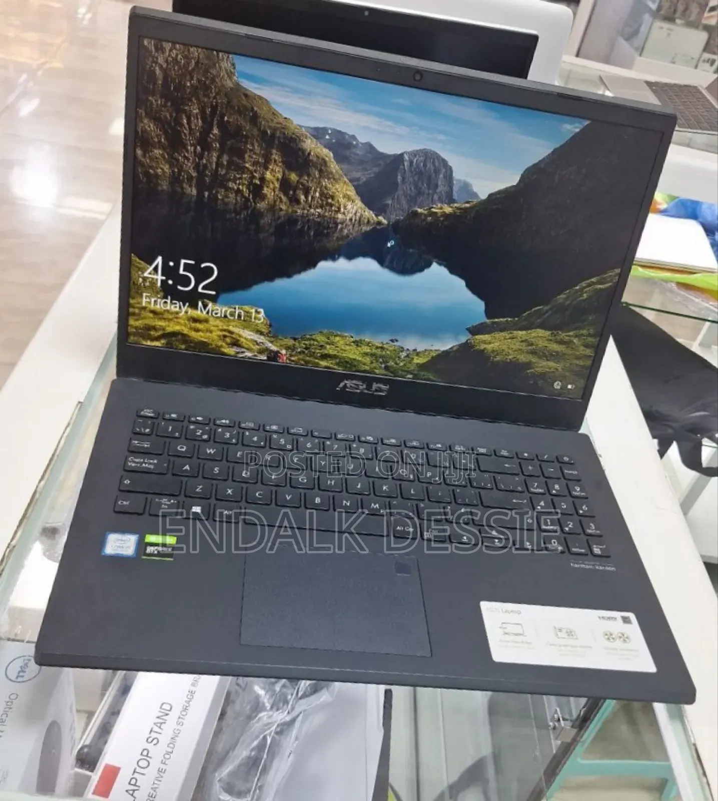 New Laptop Asus 8GB Intel Core i5 SSD 512GB