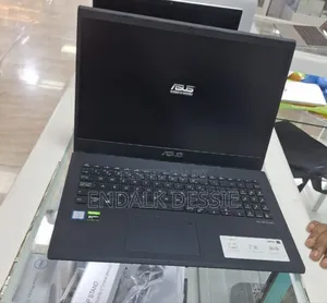 New Laptop Asus 8GB Intel Core i5 SSD 512GB