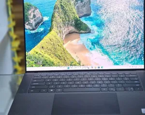 New Laptop Dell XPS 15 16GB Intel Core i7 SSD 512GB