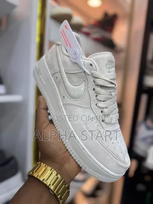 New Arrival አዲስ የገቡ Nike Air-Force Velvet Made in Vietnam