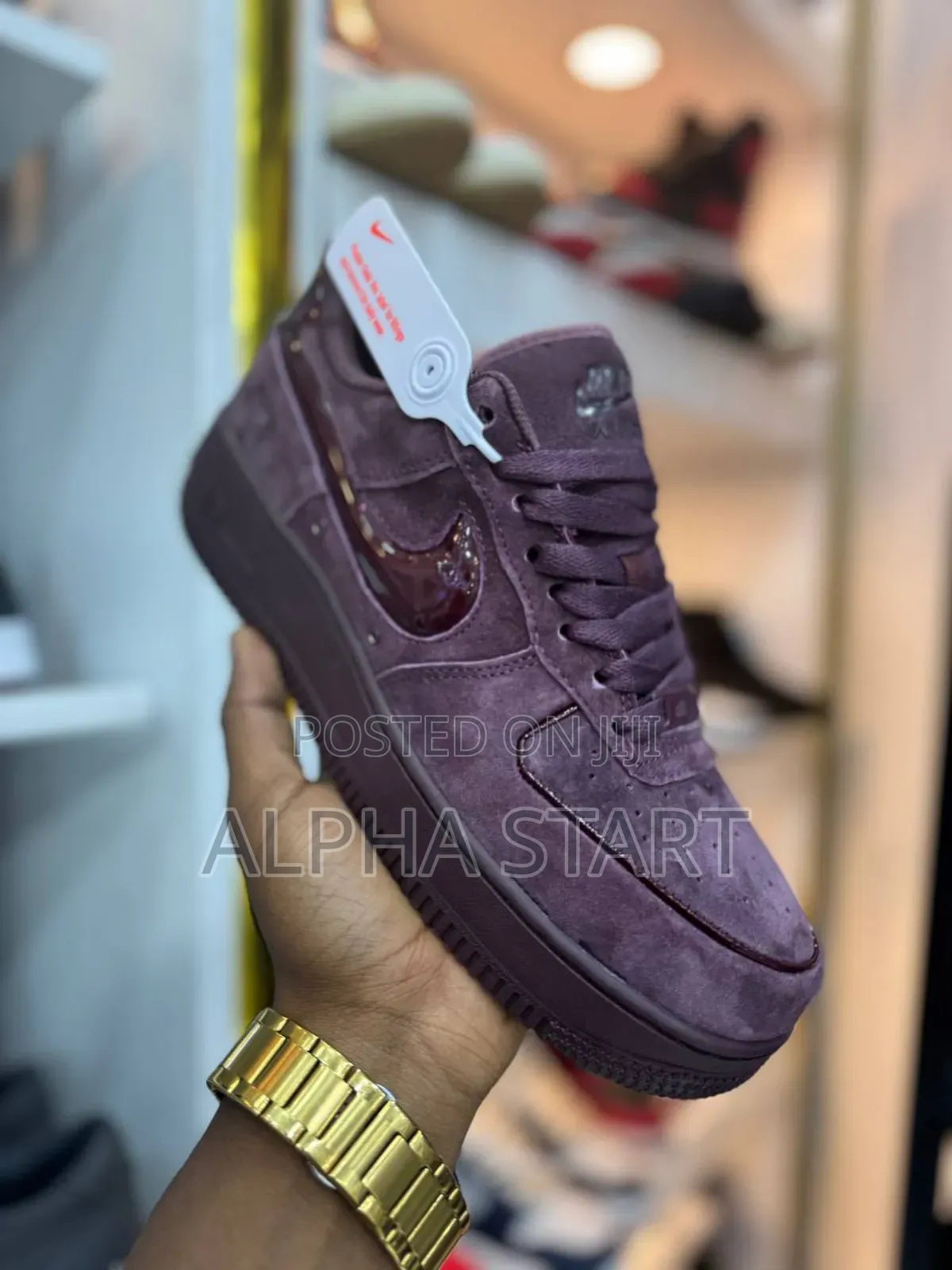 New Arrival አዲስ የገቡ Nike Air-Force Velvet Made in Vietnam