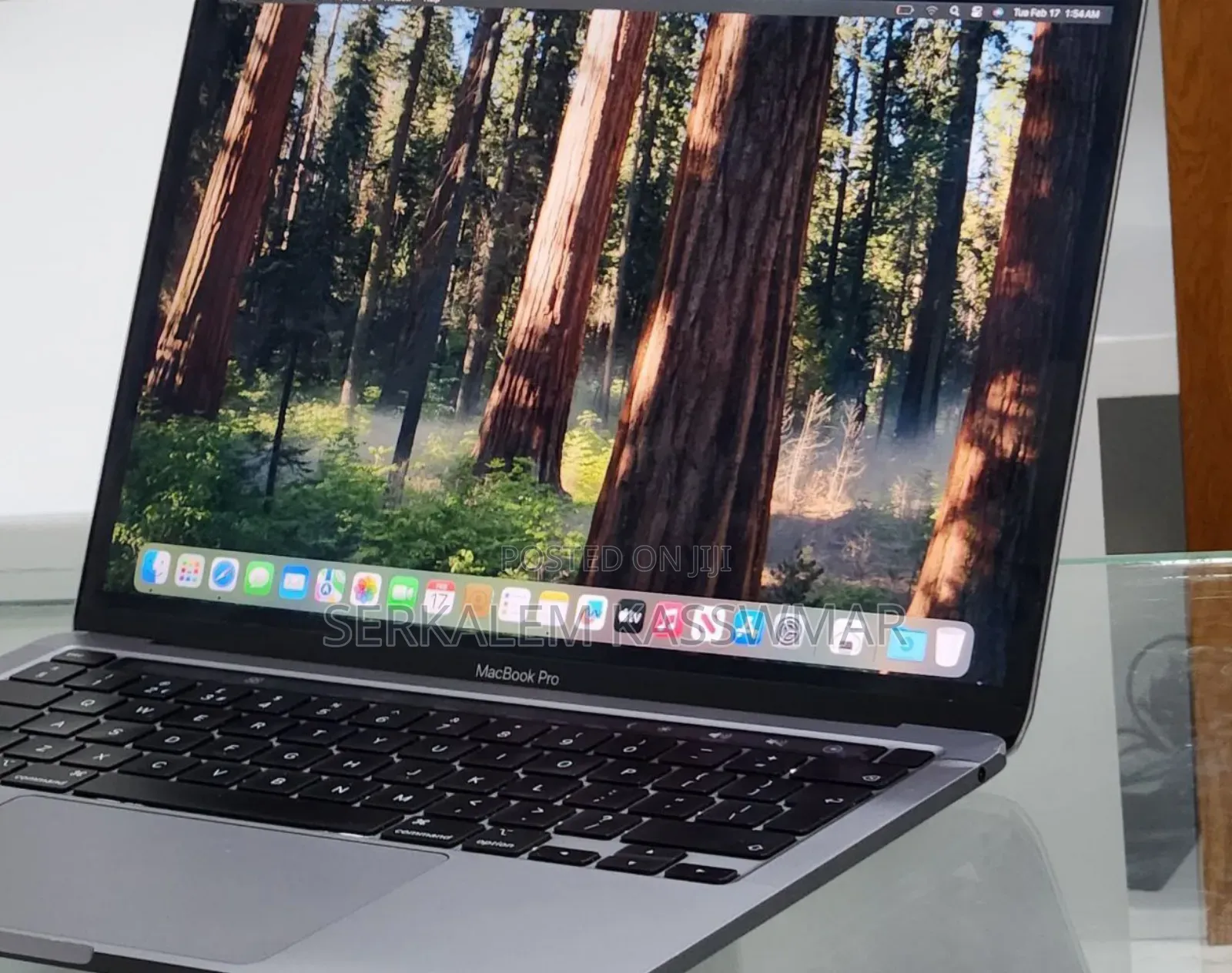 New Laptop Apple MacBook Pro M1 8GB Apple M1 SSD 256GB
