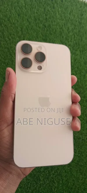 Apple iPhone 16 Pro Max 256 GB White