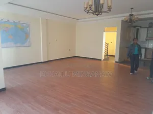 8bdrm Villa in Ayat Compound, Bole for rent