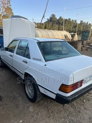 Mercedes-Benz W123 1985 White