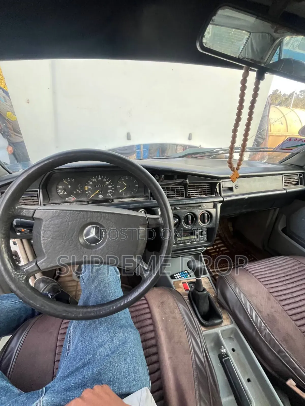 Mercedes-Benz W123 1985 White