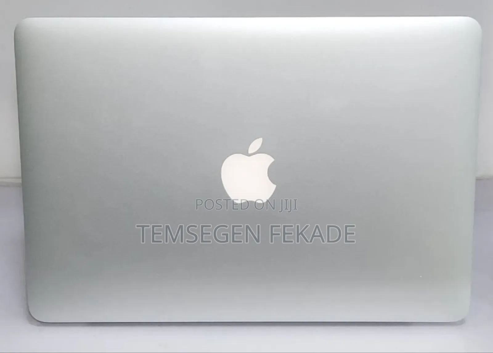 New Laptop Apple MacBook Pro 16GB Intel Core i7 SSD 512GB