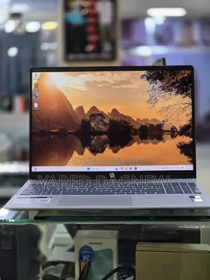 New Laptop HP Pavilion 15 8GB Intel Core Ultra 5 SSD 512GB