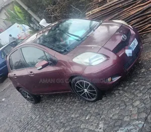 Toyota Yaris 2010 Burgundy