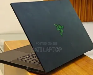 New Laptop Razer Blade Advanced 16GB Intel Core i7 SSD 512GB