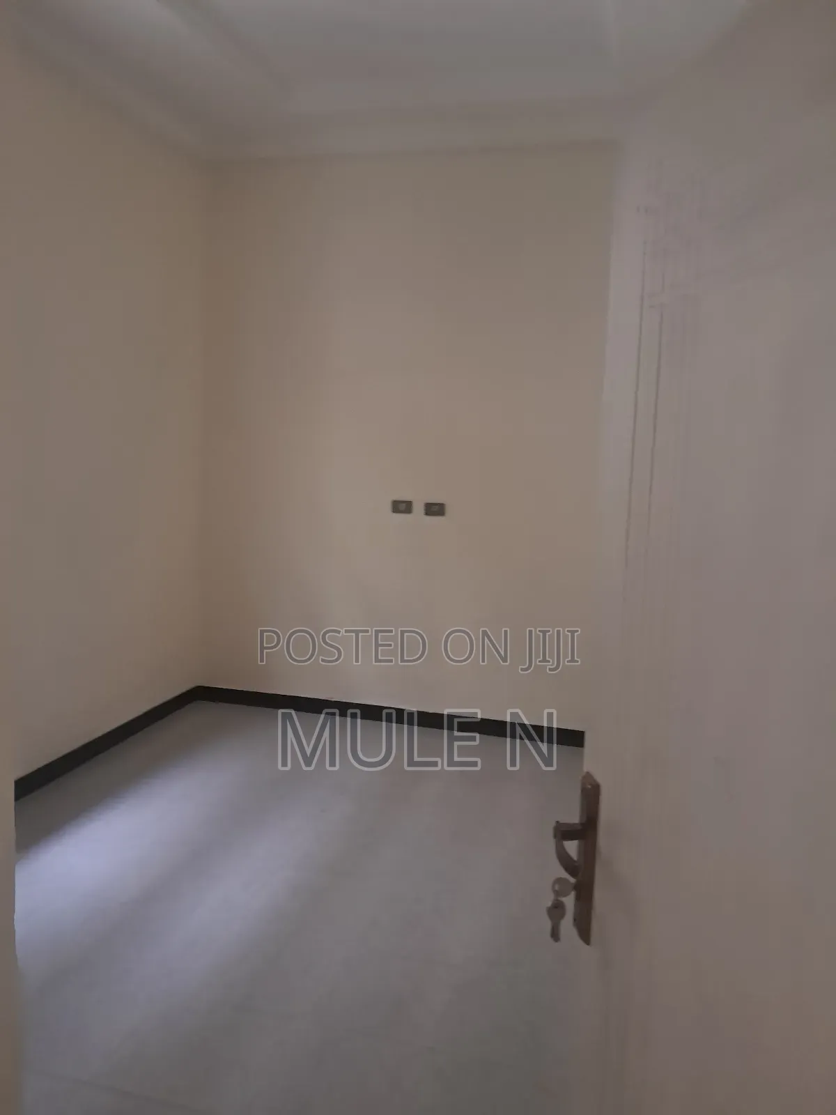 Furnished 5bdrm Condo in Cotebe Mesalmiya, Yeka for sale
