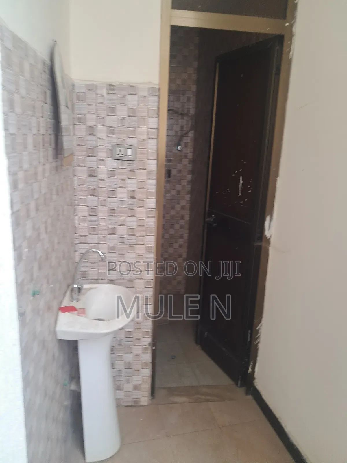 Furnished 5bdrm Condo in Cotebe Mesalmiya, Yeka for sale
