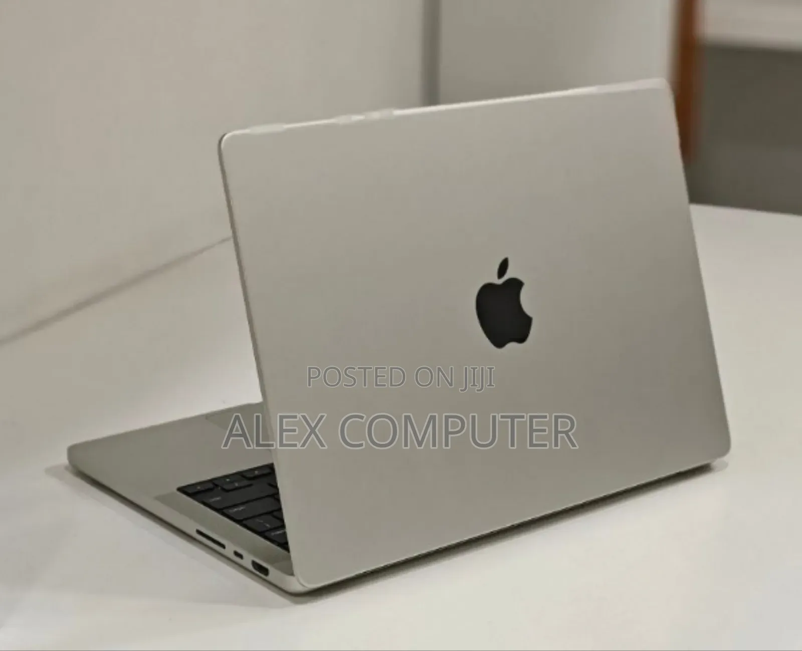New Apple MacBook Pro 2024 M4 Pro 14-inch 16GB Apple M4 Pro SSD 1T