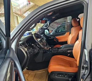Lexus LX 2018 Gray