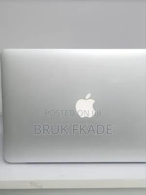 New Laptop Apple MacBook Pro 2015 16GB Intel Core i7 SSD 512GB
