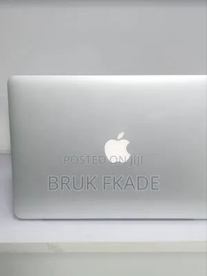 New Laptop Apple MacBook Pro 2015 16GB Intel Core i7 SSD 512GB