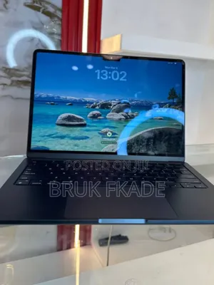 New Laptop Apple MacBook Air 2024 M3 13-inch 16GB Apple M3 SSD 512GB