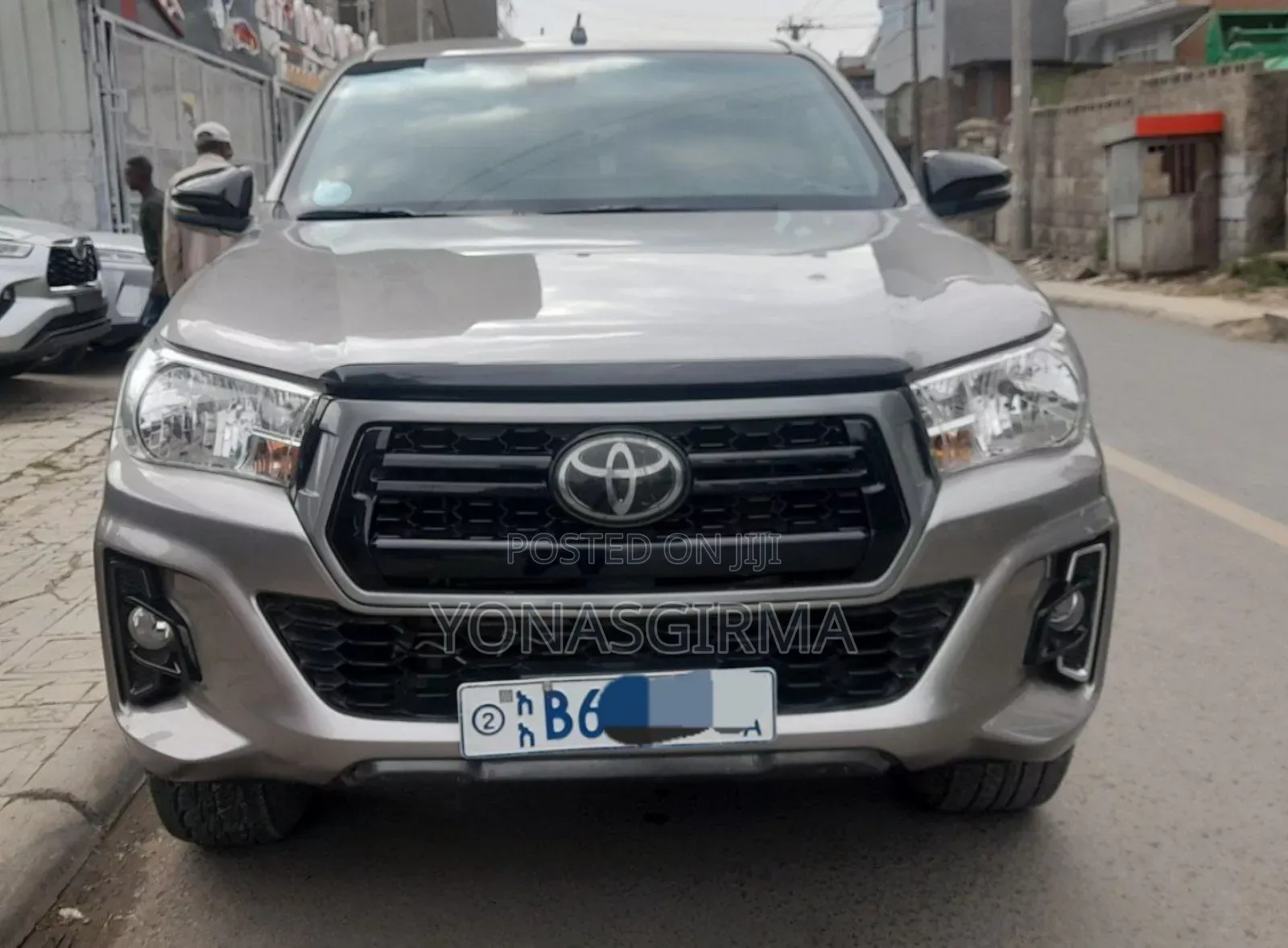 Toyota Hilux 2020 Brown